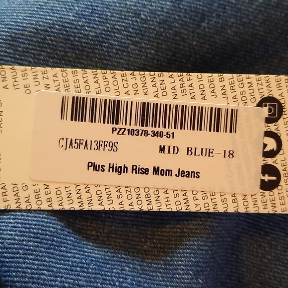 Plus High Rise Mom 👖 14 - Picture 9 of 10